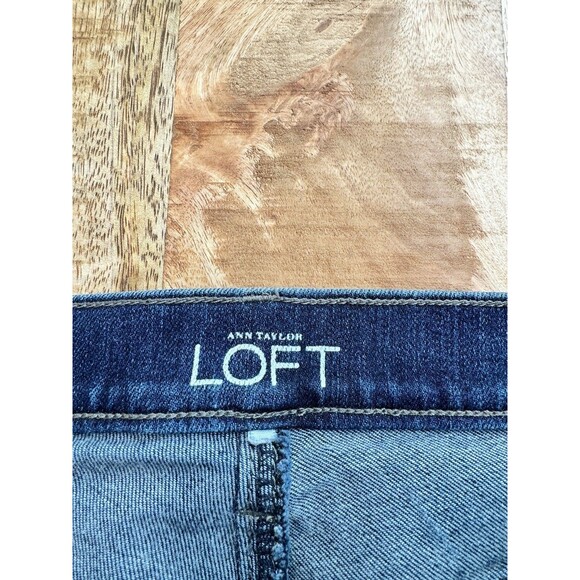 Loft Women's Mid Rise Modern Skinny Jeans Dark Wash Classic Size 32/14 - Picture 3 of 9